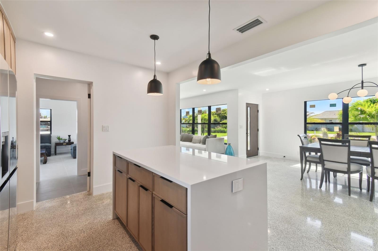 301 AURORA ST E, VENICE, FL — photo 12