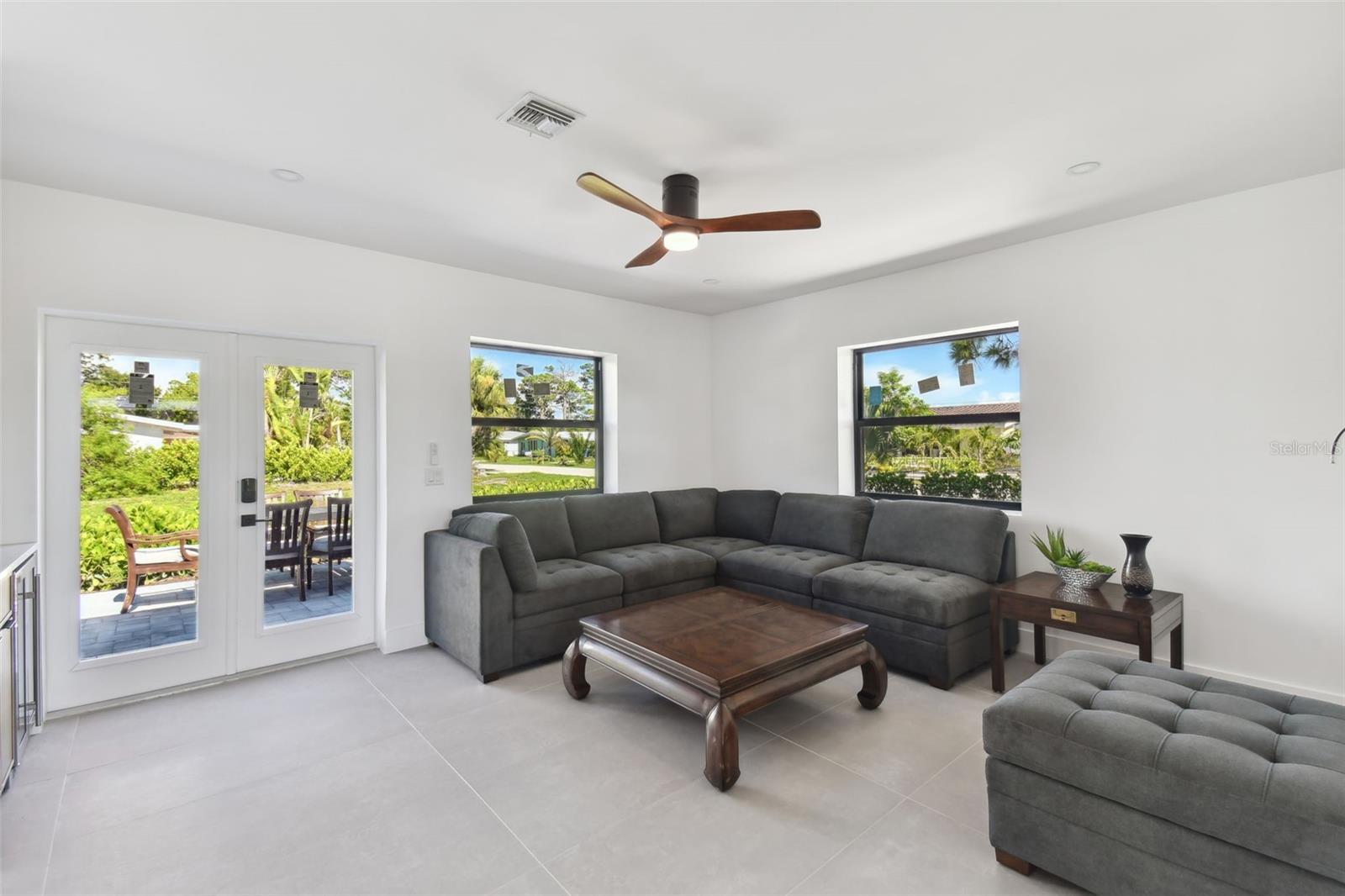 301 AURORA ST E, VENICE, FL — photo 27