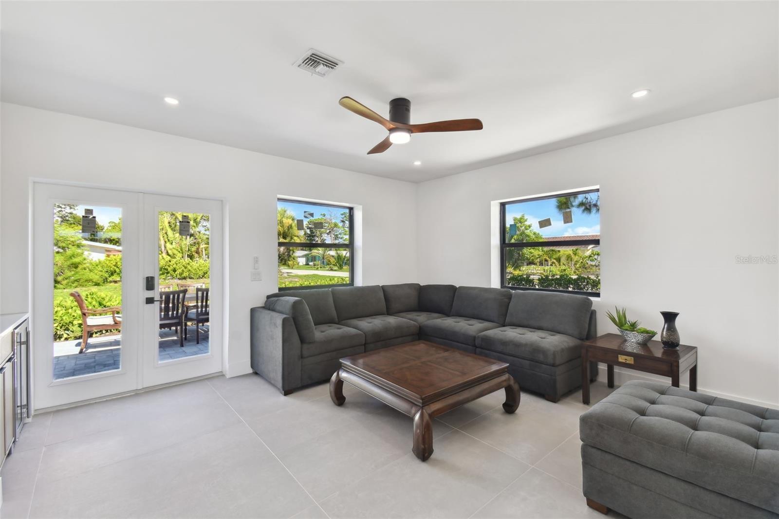 301 AURORA ST E, VENICE, FL — photo 29