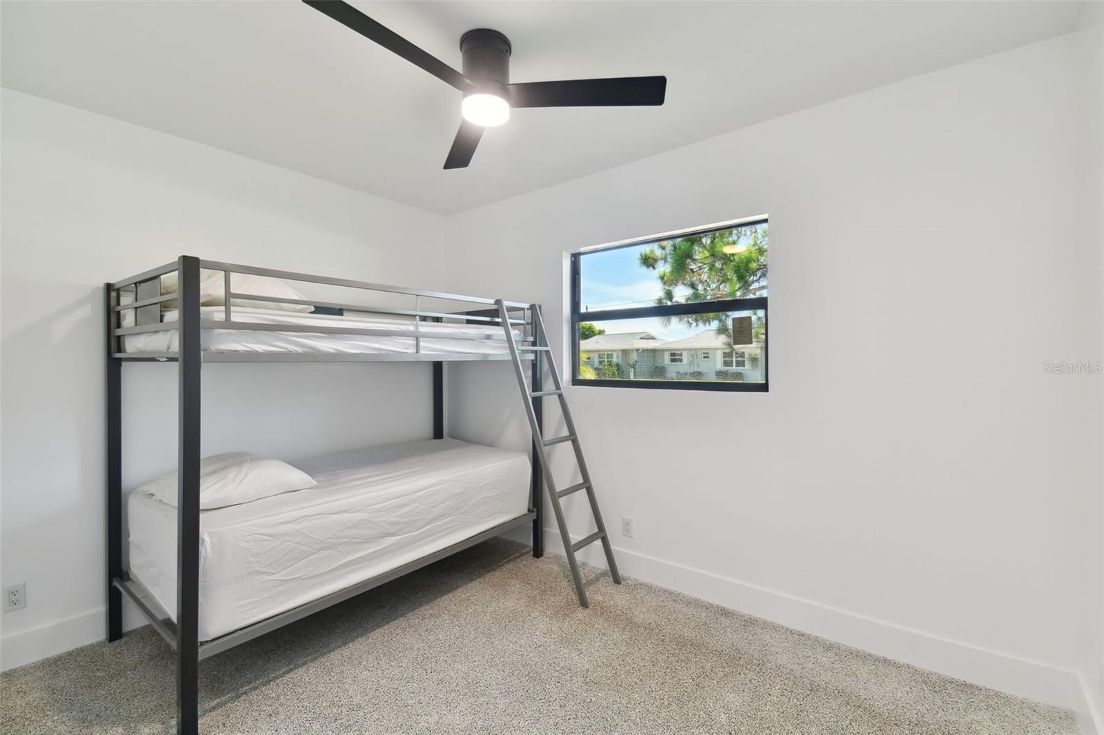 301 AURORA ST E, VENICE, FL — photo 37