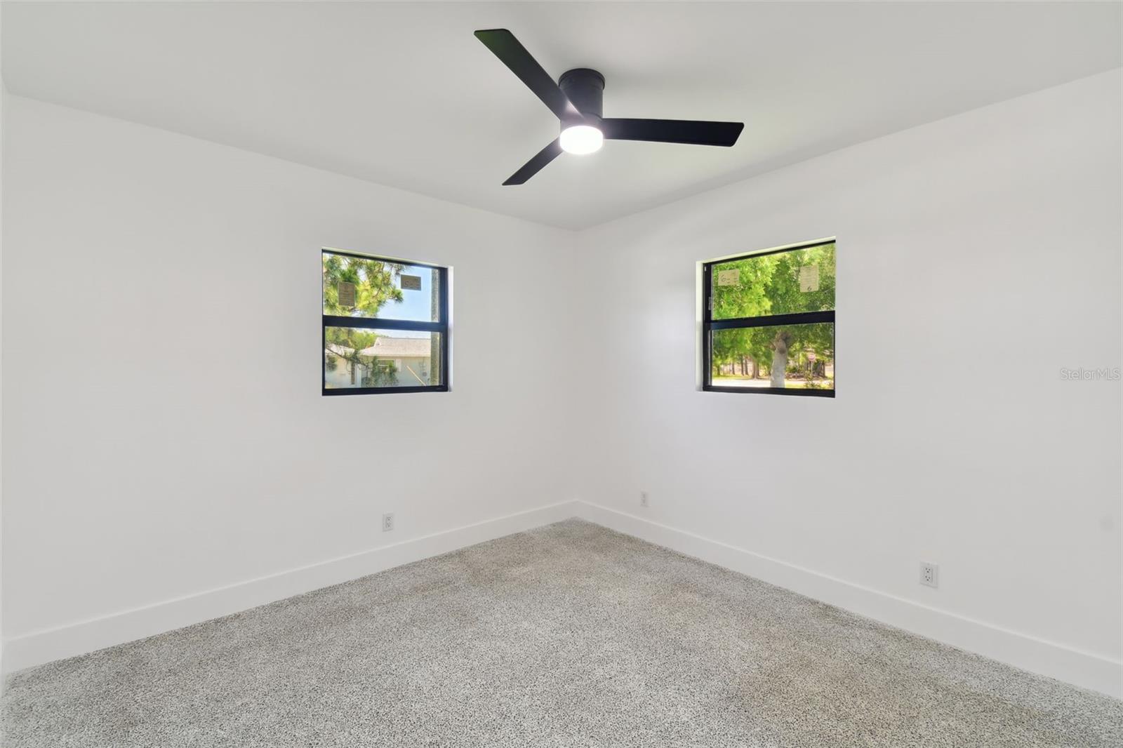 301 AURORA ST E, VENICE, FL — photo 40