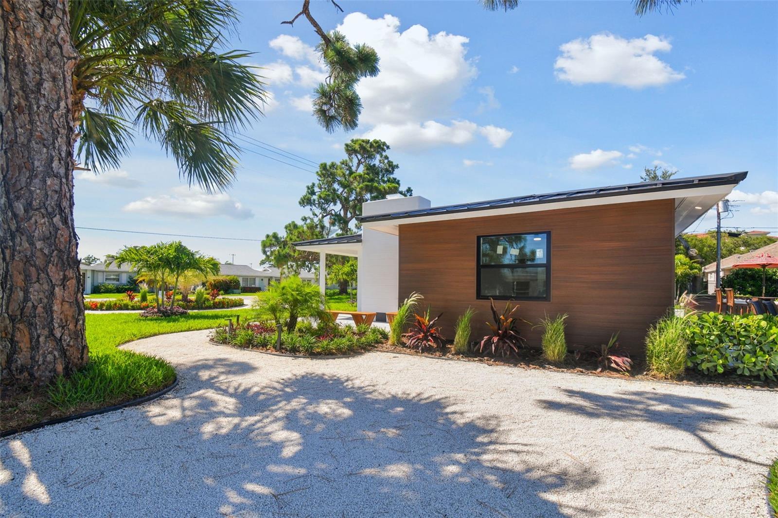 301 AURORA ST E, VENICE, FL — photo 51