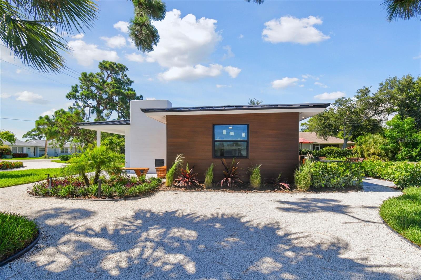 301 AURORA ST E, VENICE, FL — photo 52