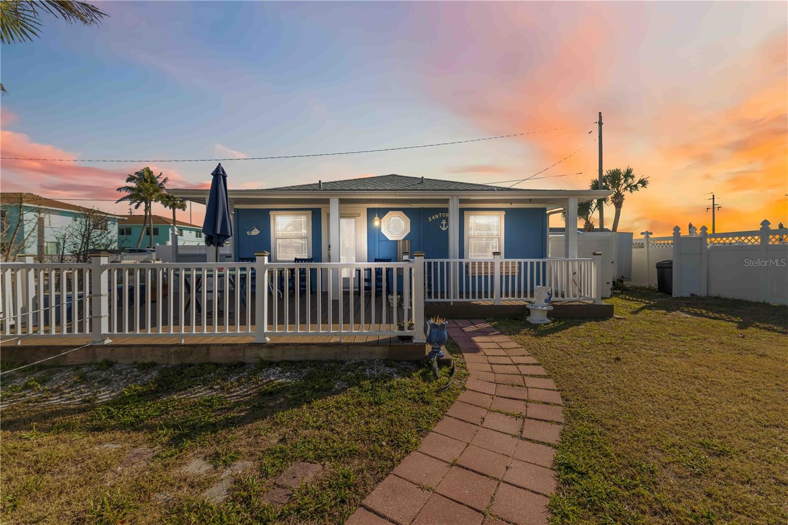 111 9TH ST N, BRADENTON BEACH, FL