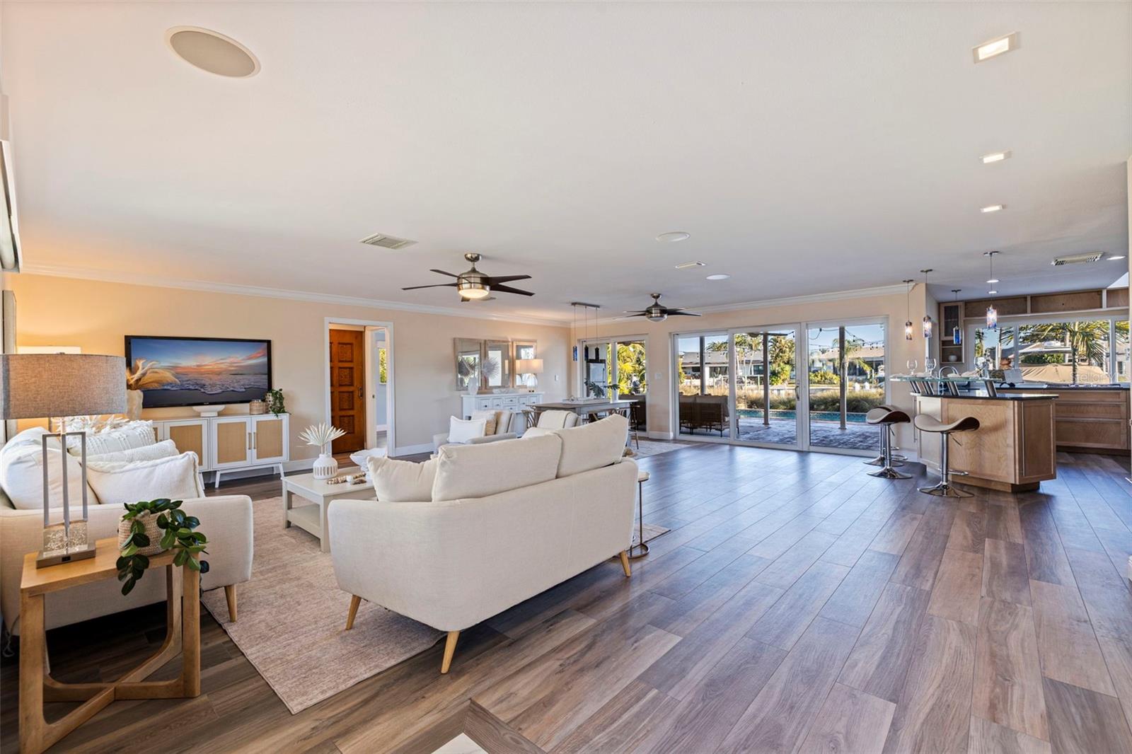 2024 MASSACHUSETTS AVE NE, ST PETERSBURG, FL — photo 11
