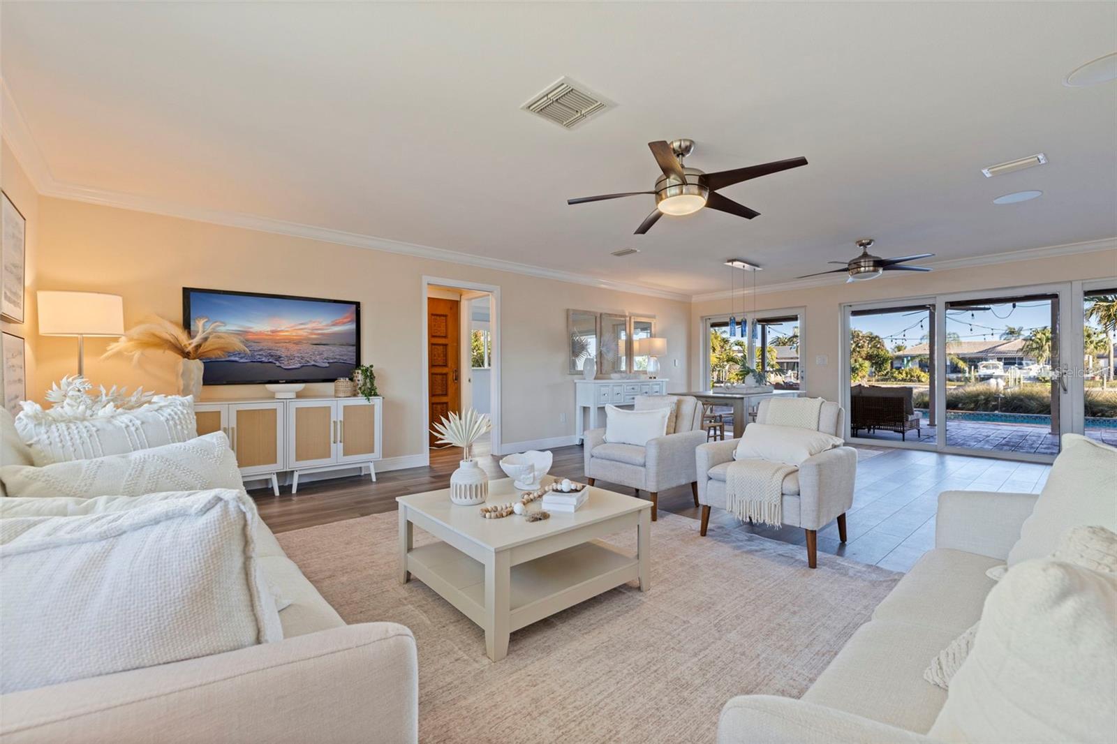 2024 MASSACHUSETTS AVE NE, ST PETERSBURG, FL — photo 13
