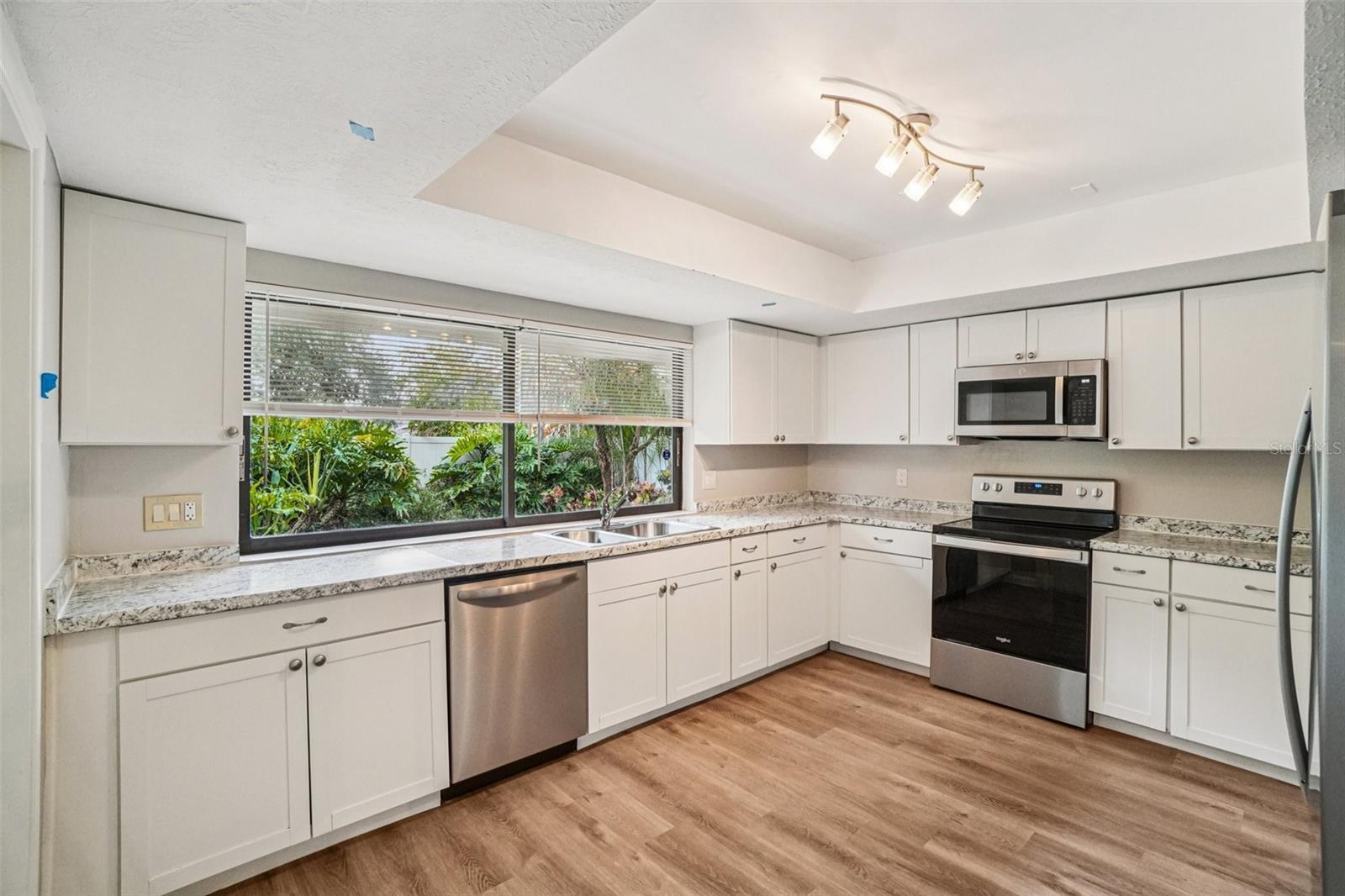 4218 WATER OAKS LN, TAMPA, FL — photo 14