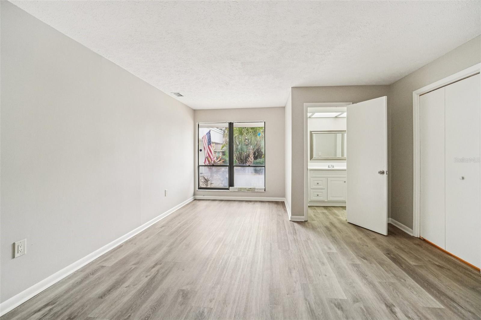 4218 WATER OAKS LN, TAMPA, FL — photo 18