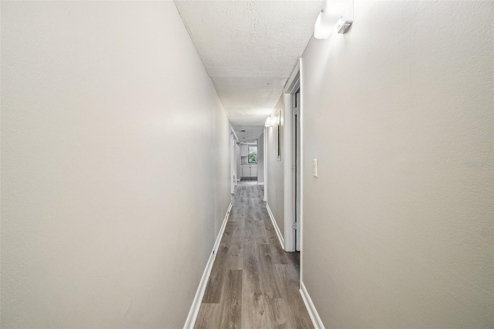 4218 WATER OAKS LN, TAMPA, FL — photo 23