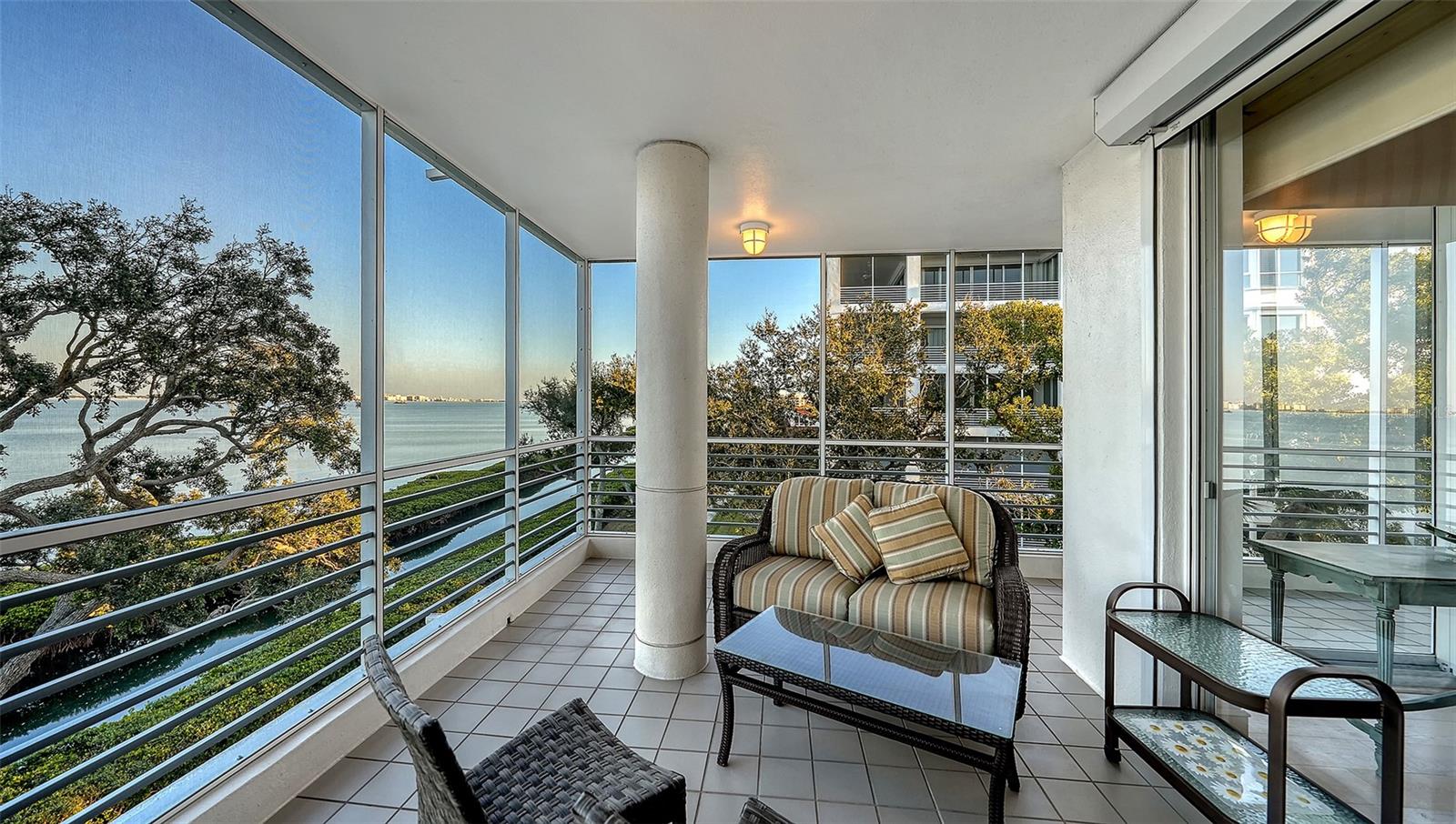 2450 HARBOURSIDE DR #234, LONGBOAT KEY, FL — photo 9