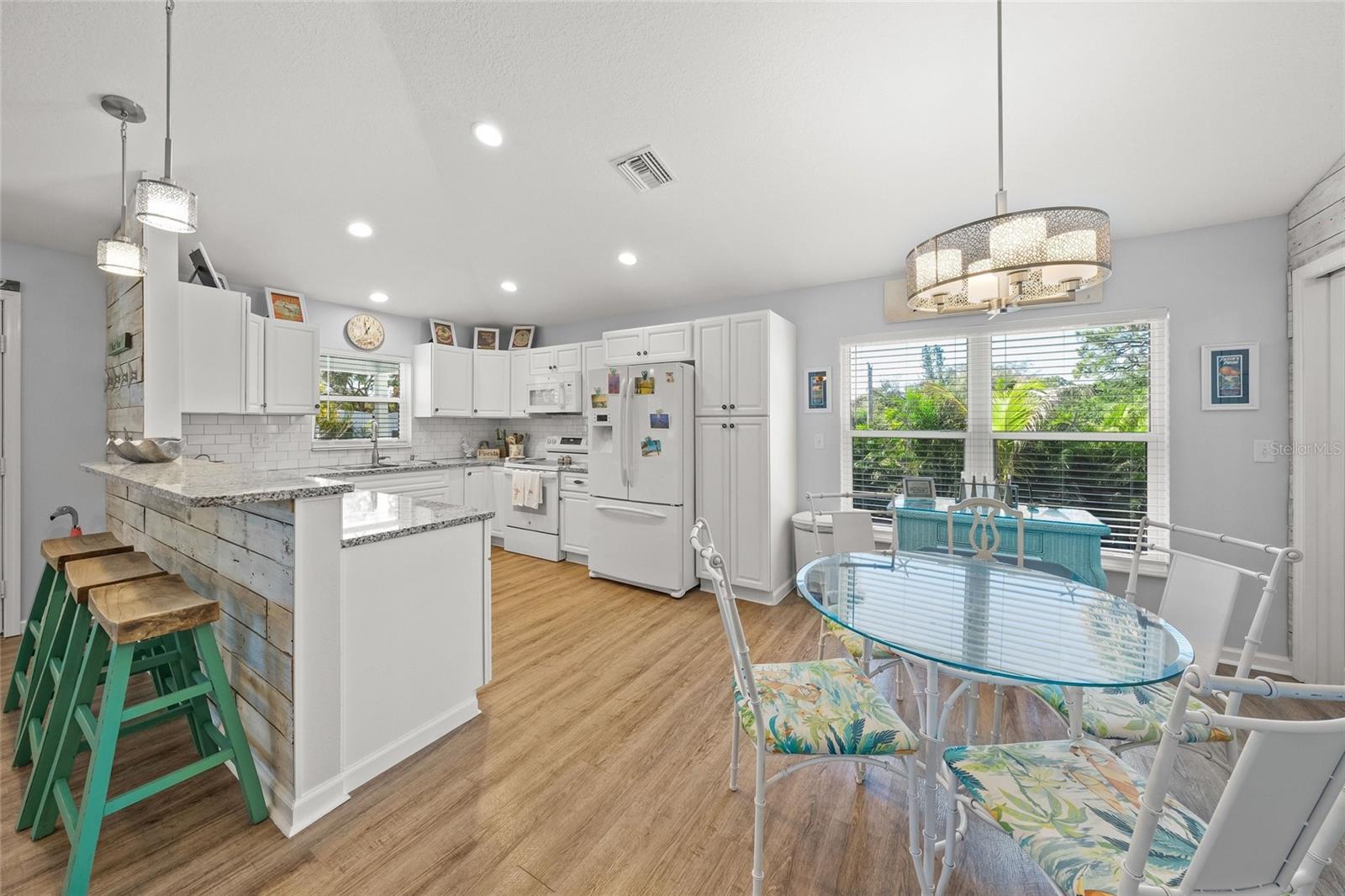 116 AVENIDA LA PALMA, NOKOMIS, FL — photo 15