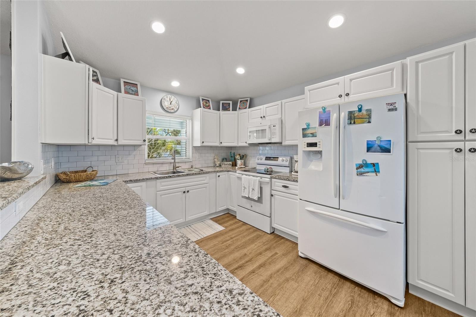 116 AVENIDA LA PALMA, NOKOMIS, FL — photo 16