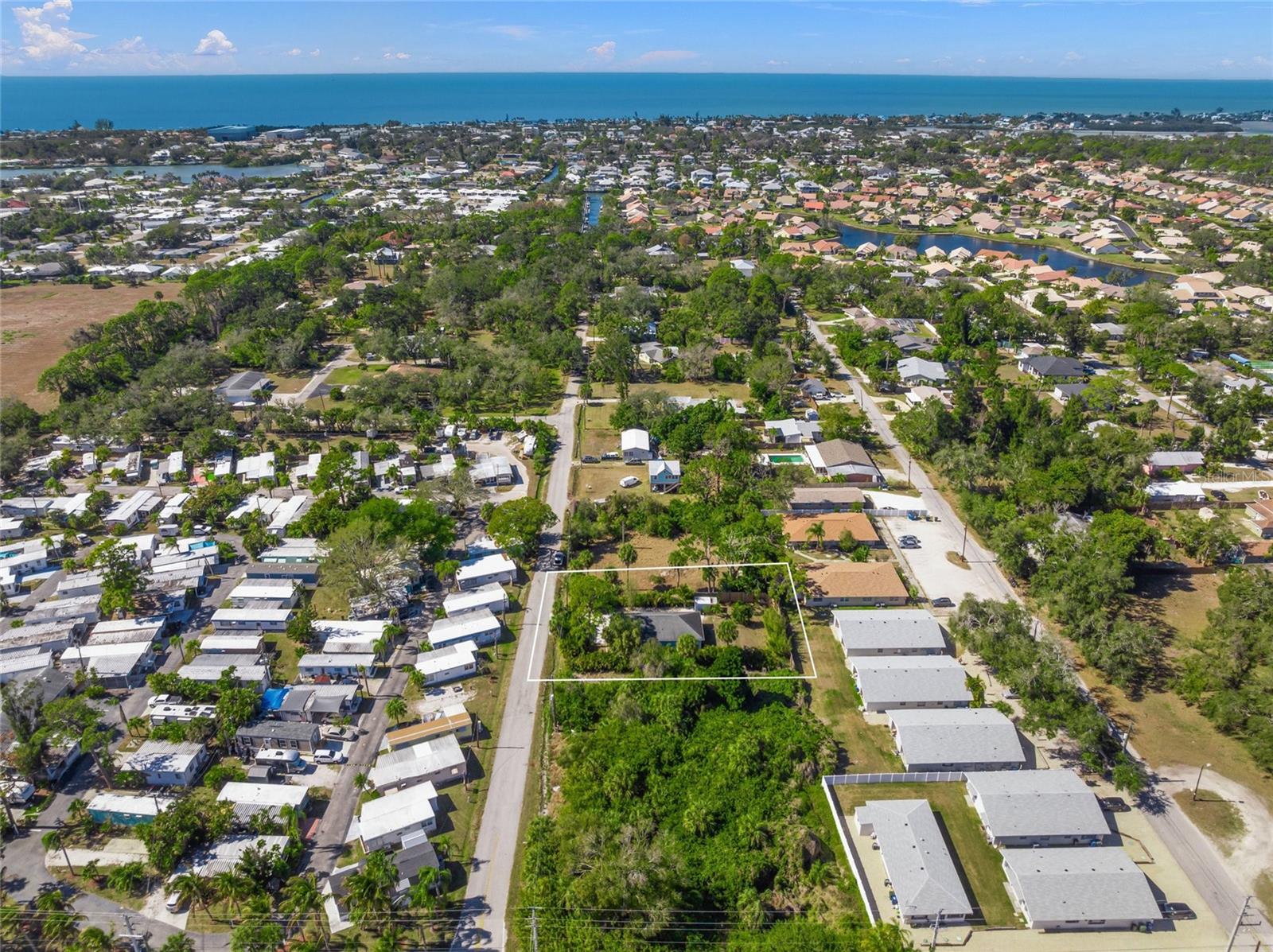 116 AVENIDA LA PALMA, NOKOMIS, FL — photo 48