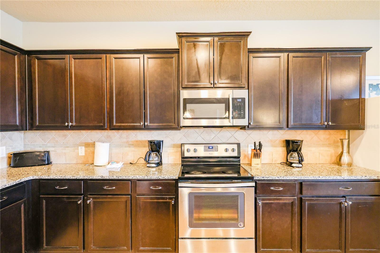8811 MACAPA DR, KISSIMMEE, FL — photo 7