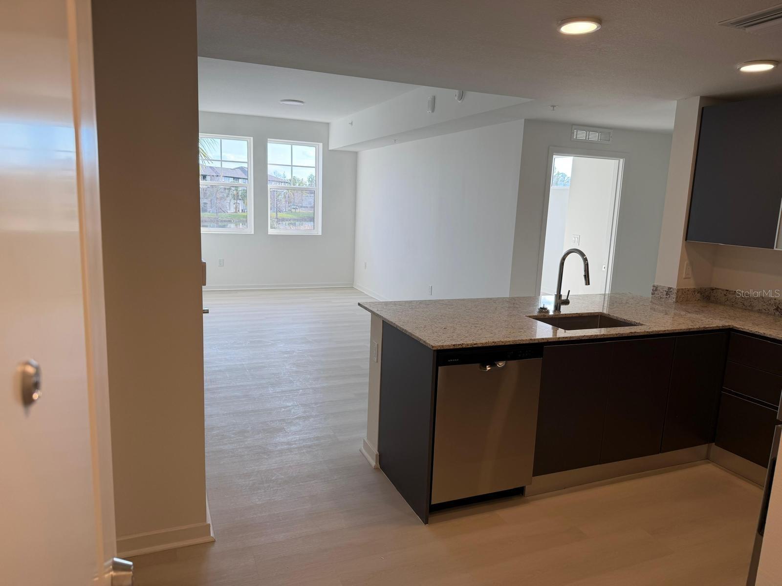 5587 MILLENIA PARK BLVD #222, ORLANDO, FL — photo 2
