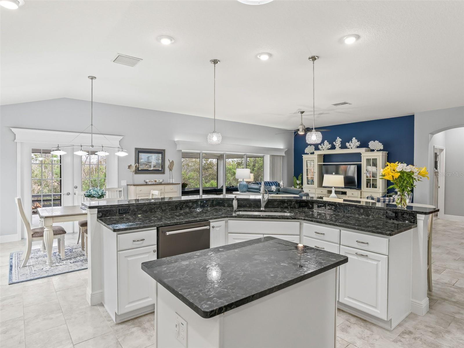 670 WOODBRIDGE WAY, THE VILLAGES, FL — photo 29