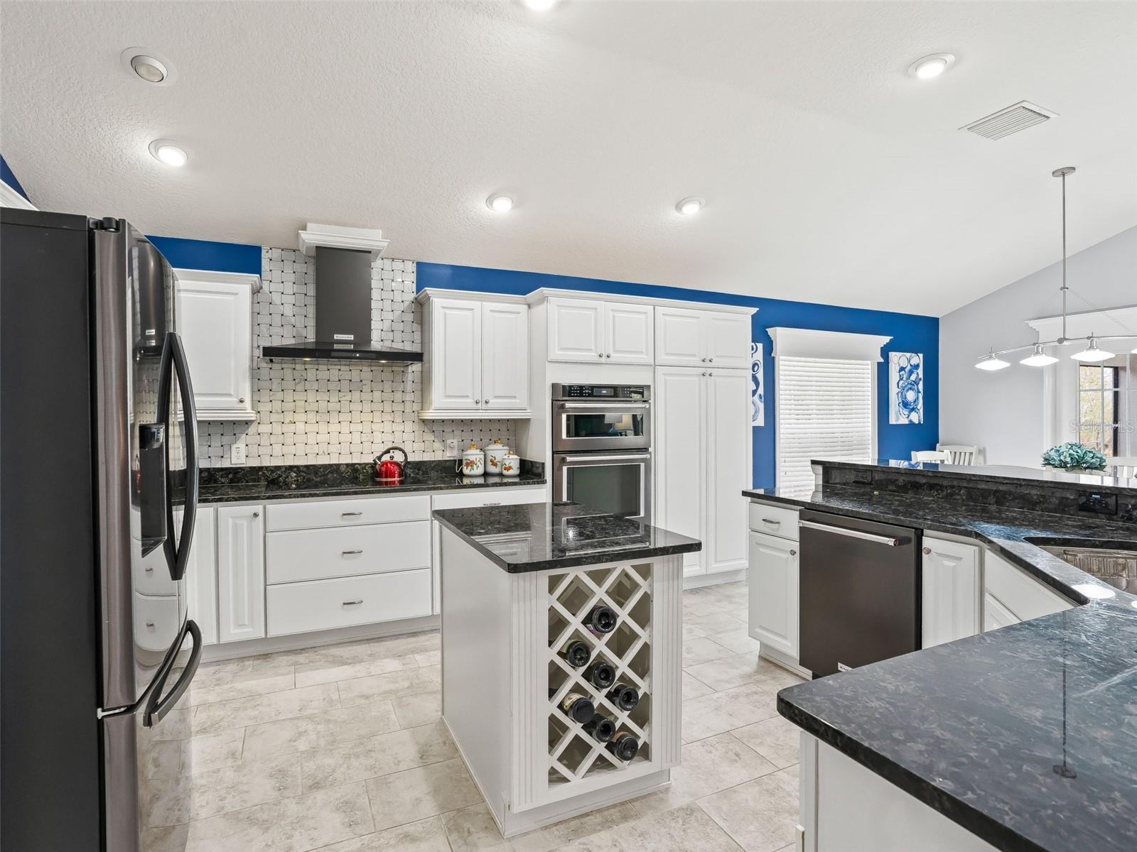 670 WOODBRIDGE WAY, THE VILLAGES, FL — photo 30