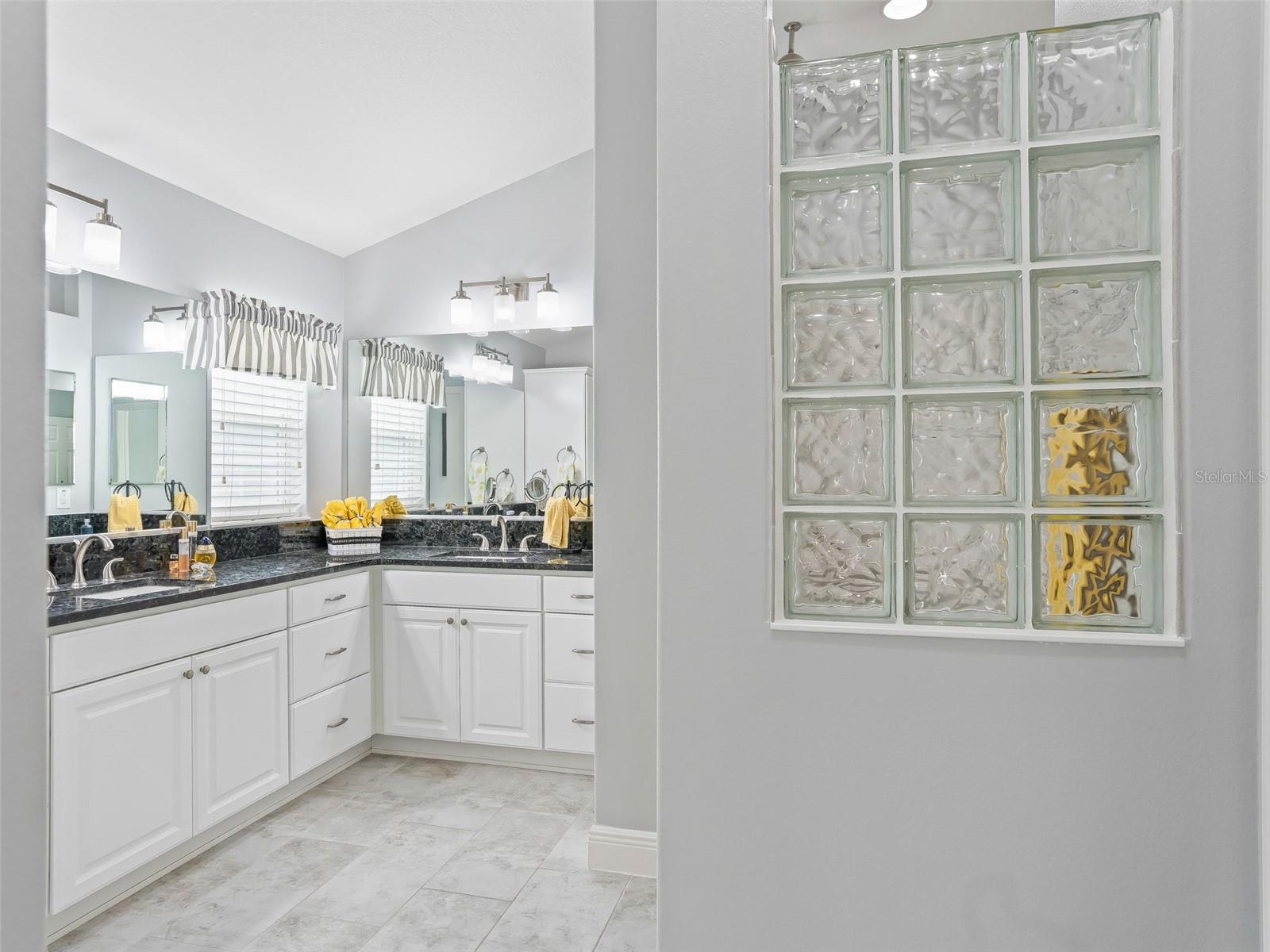 670 WOODBRIDGE WAY, THE VILLAGES, FL — photo 35