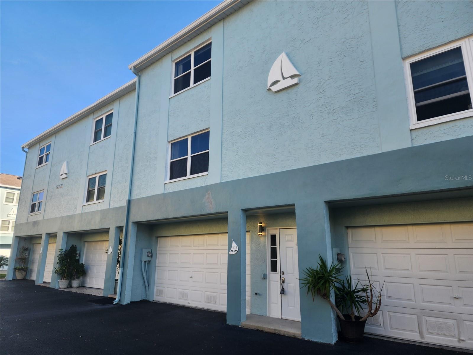 1101 PINELLAS BAYWAY S #303, TIERRA VERDE, FL