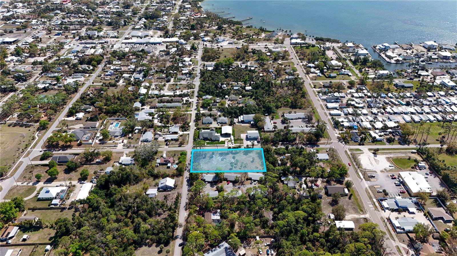212 CEDAR ST, ENGLEWOOD, FL — photo 2