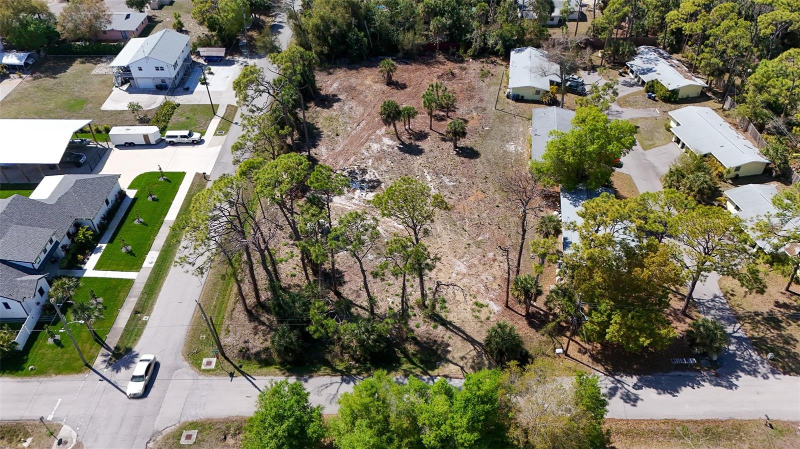 212 CEDAR ST, ENGLEWOOD, FL — photo 12