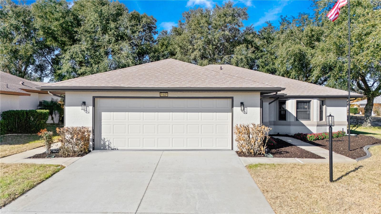21821 KING JOHN ST, LEESBURG, FL