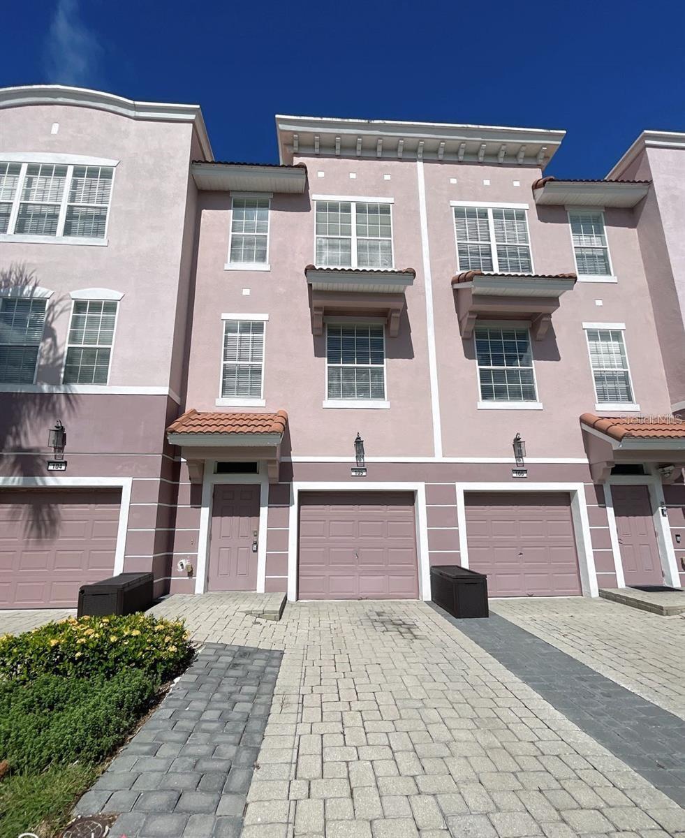 8000 COOL BREEZE DR #105, ORLANDO, FL