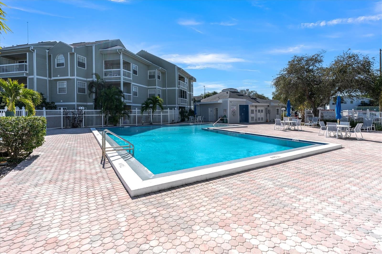 6931 STONES THROW CIR N #5302, ST PETERSBURG, FL — photo 44