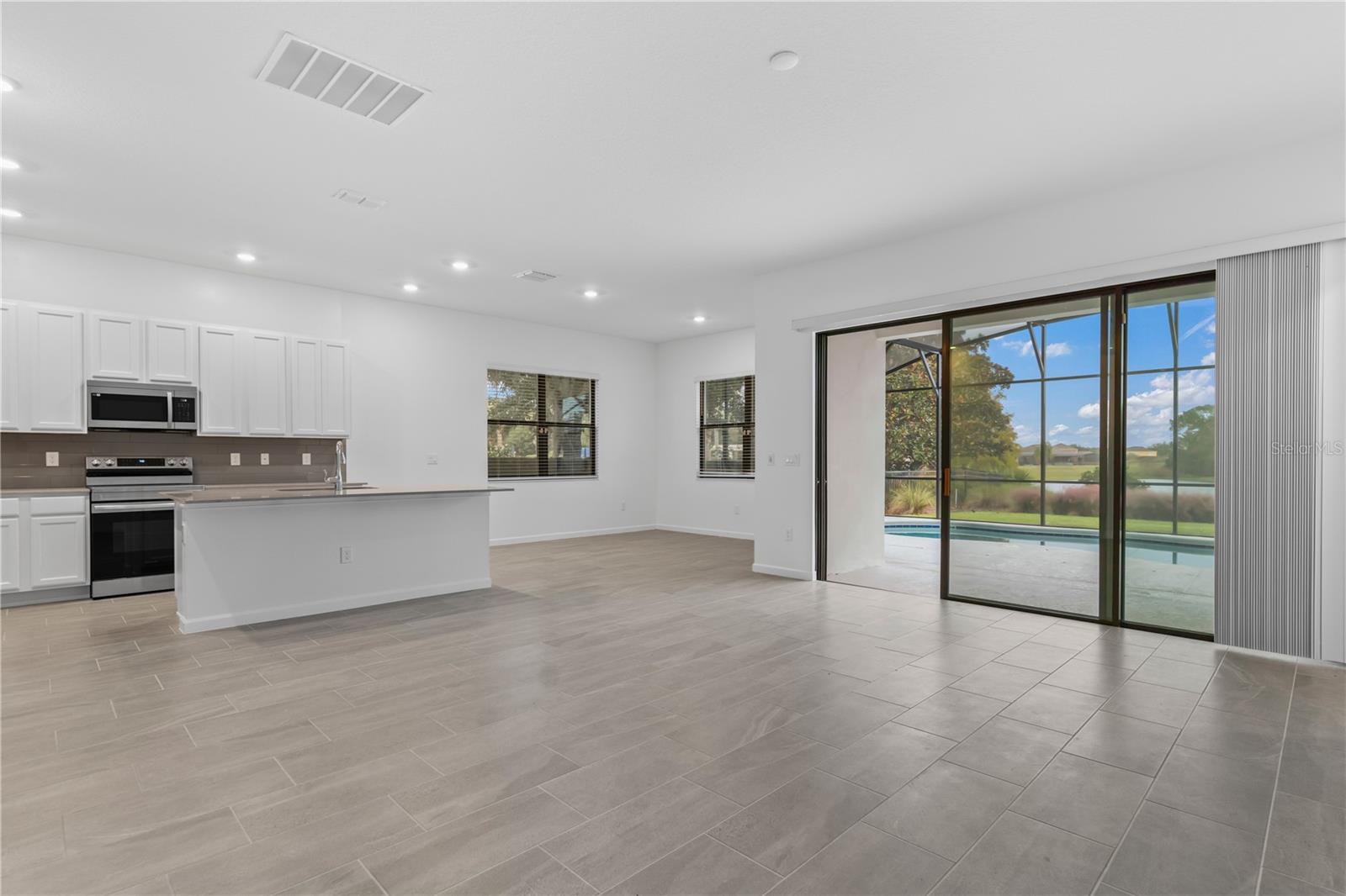 1205 BUTTERFLY ORCHID RD, DAVENPORT, FL — photo 12