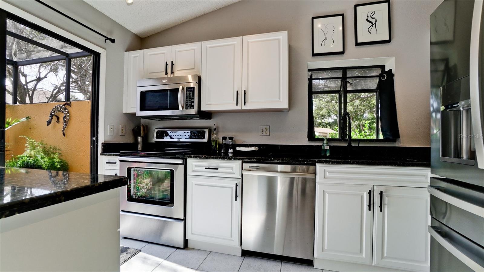 4527 PARK LAKE TER N, BRADENTON, FL — photo 8