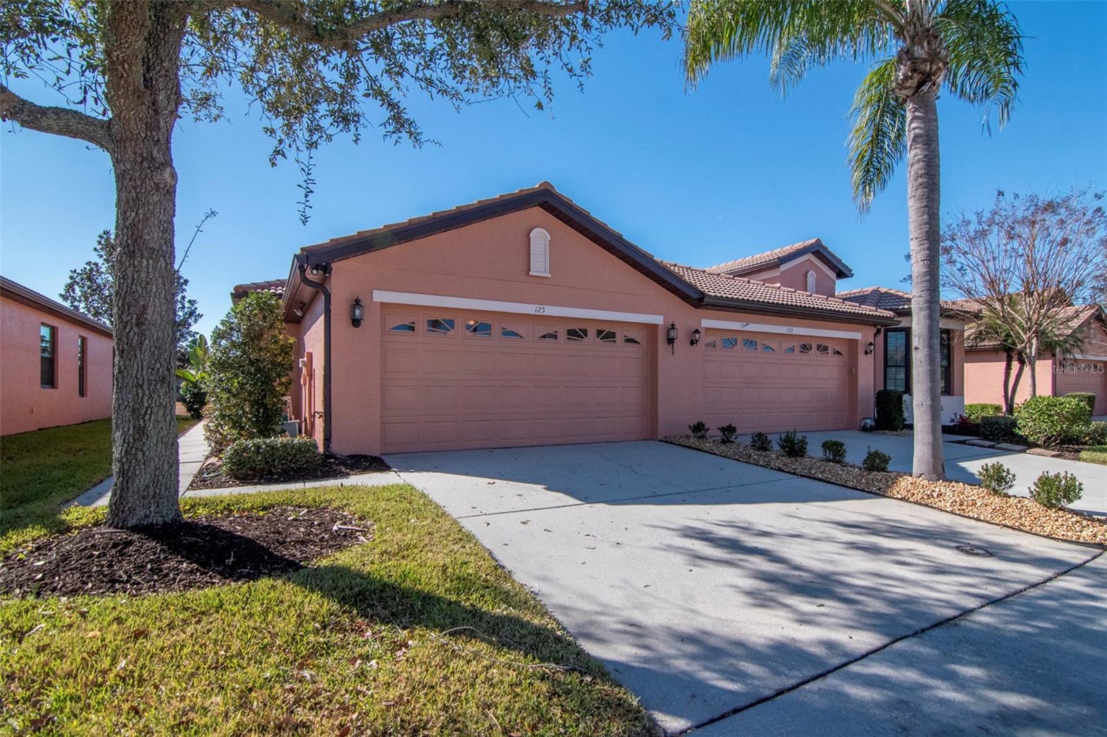 125 SHELL FALLS DR, APOLLO BEACH, FL — photo 3