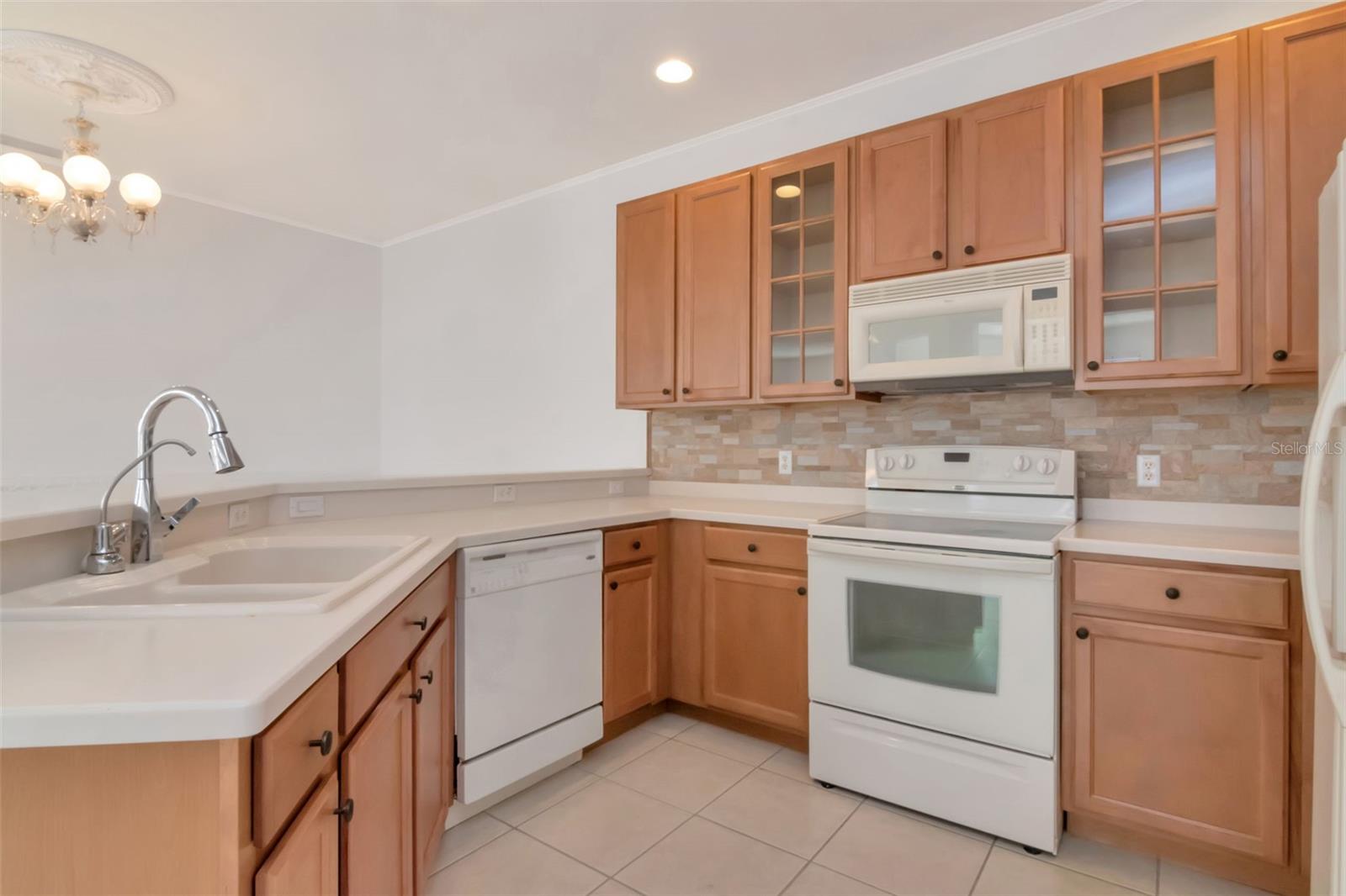 125 SHELL FALLS DR, APOLLO BEACH, FL — photo 14