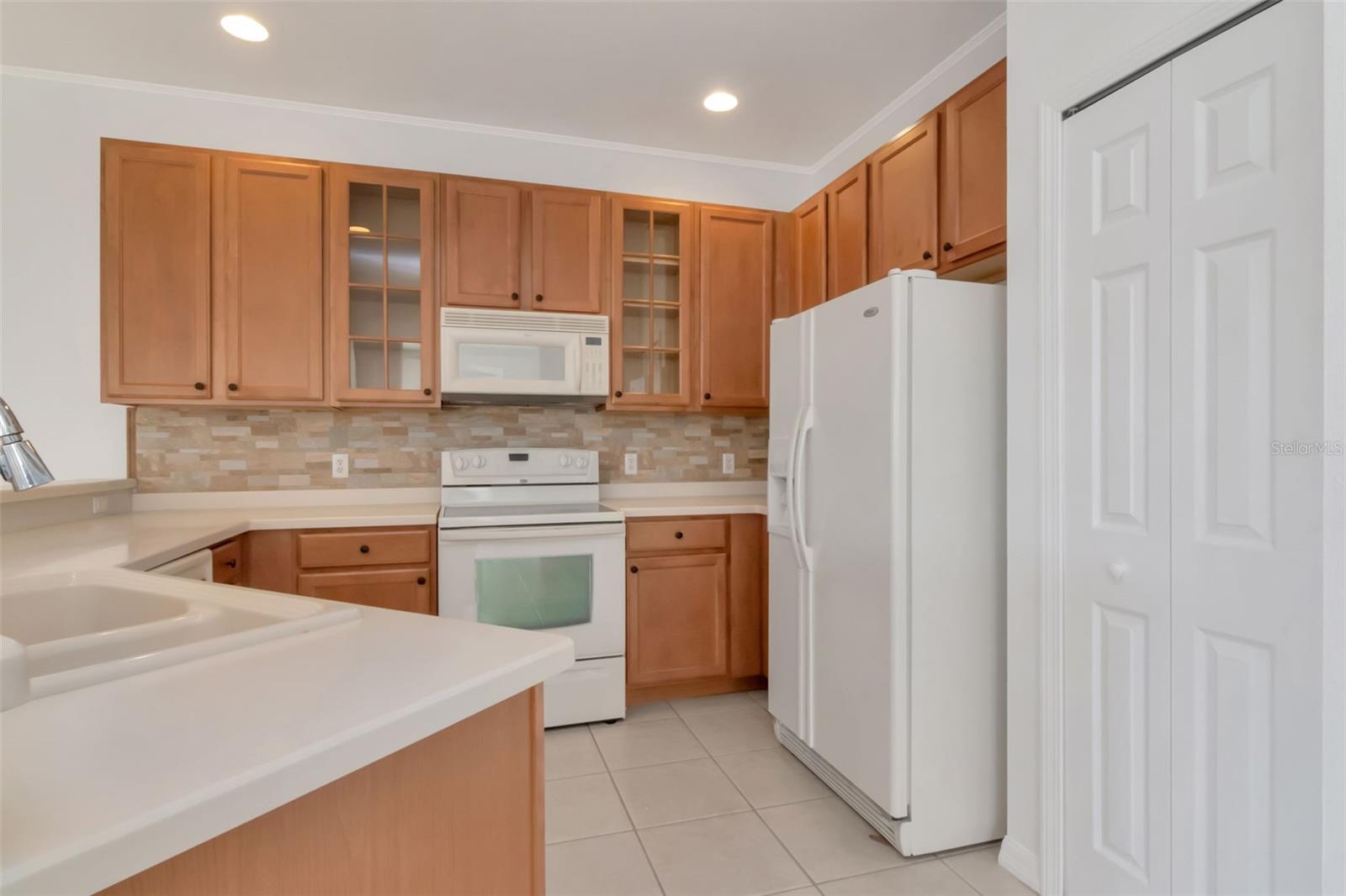 125 SHELL FALLS DR, APOLLO BEACH, FL — photo 15