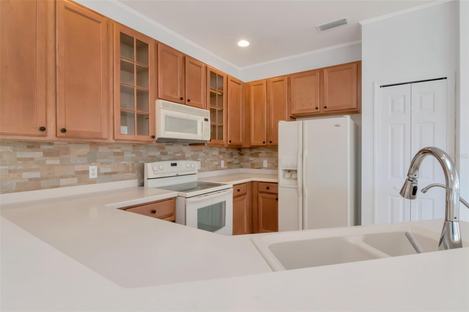 125 SHELL FALLS DR, APOLLO BEACH, FL — photo 18