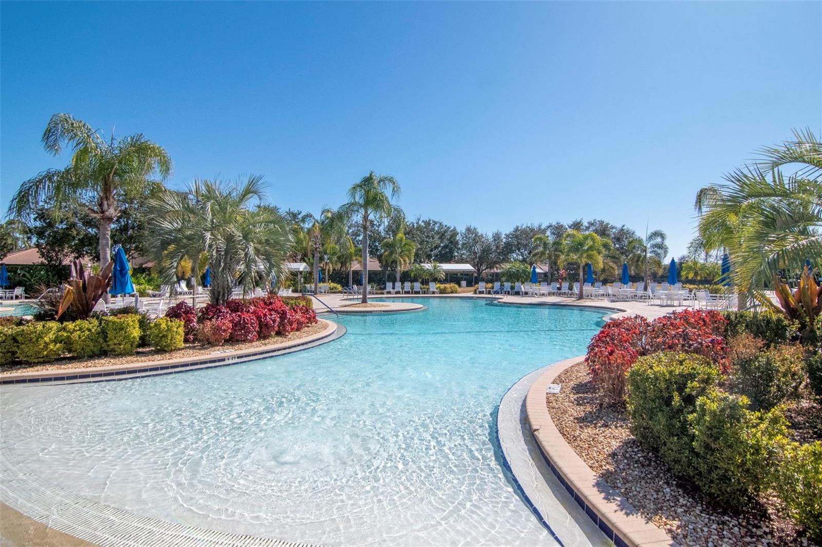 125 SHELL FALLS DR, APOLLO BEACH, FL — photo 2