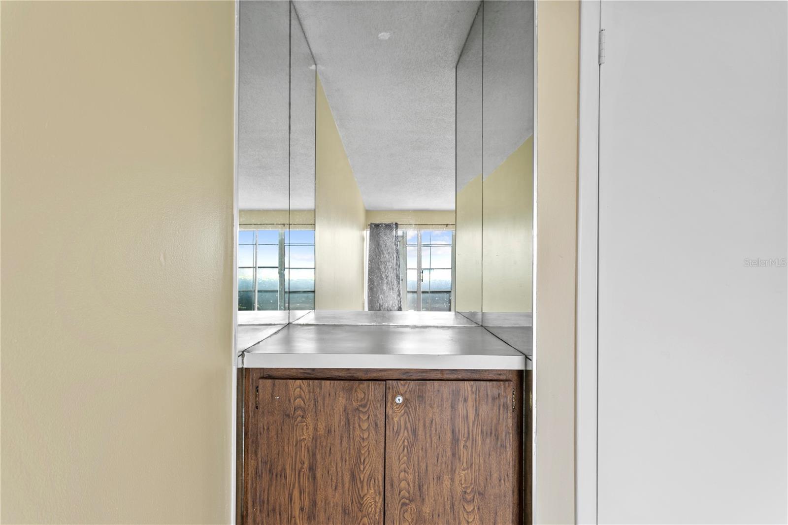 2302 S MANHATTAN AVE #111, TAMPA, FL — photo 11