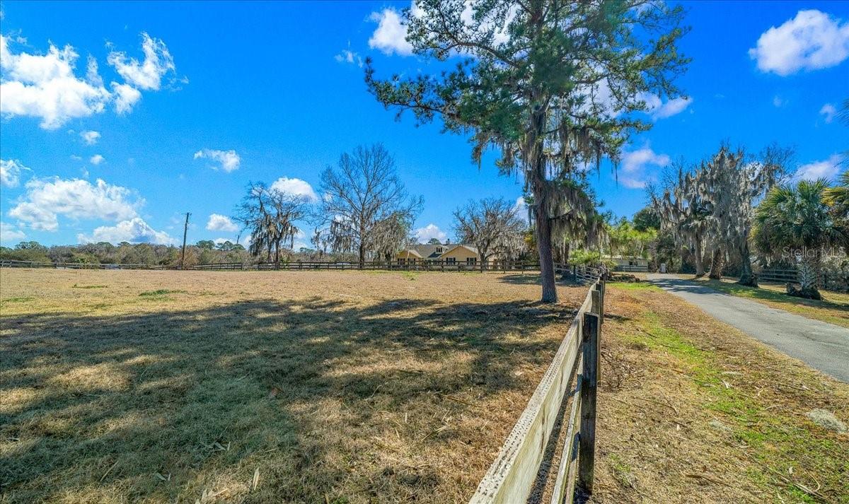 750 SW 91ST PL, OCALA, FL — photo 4