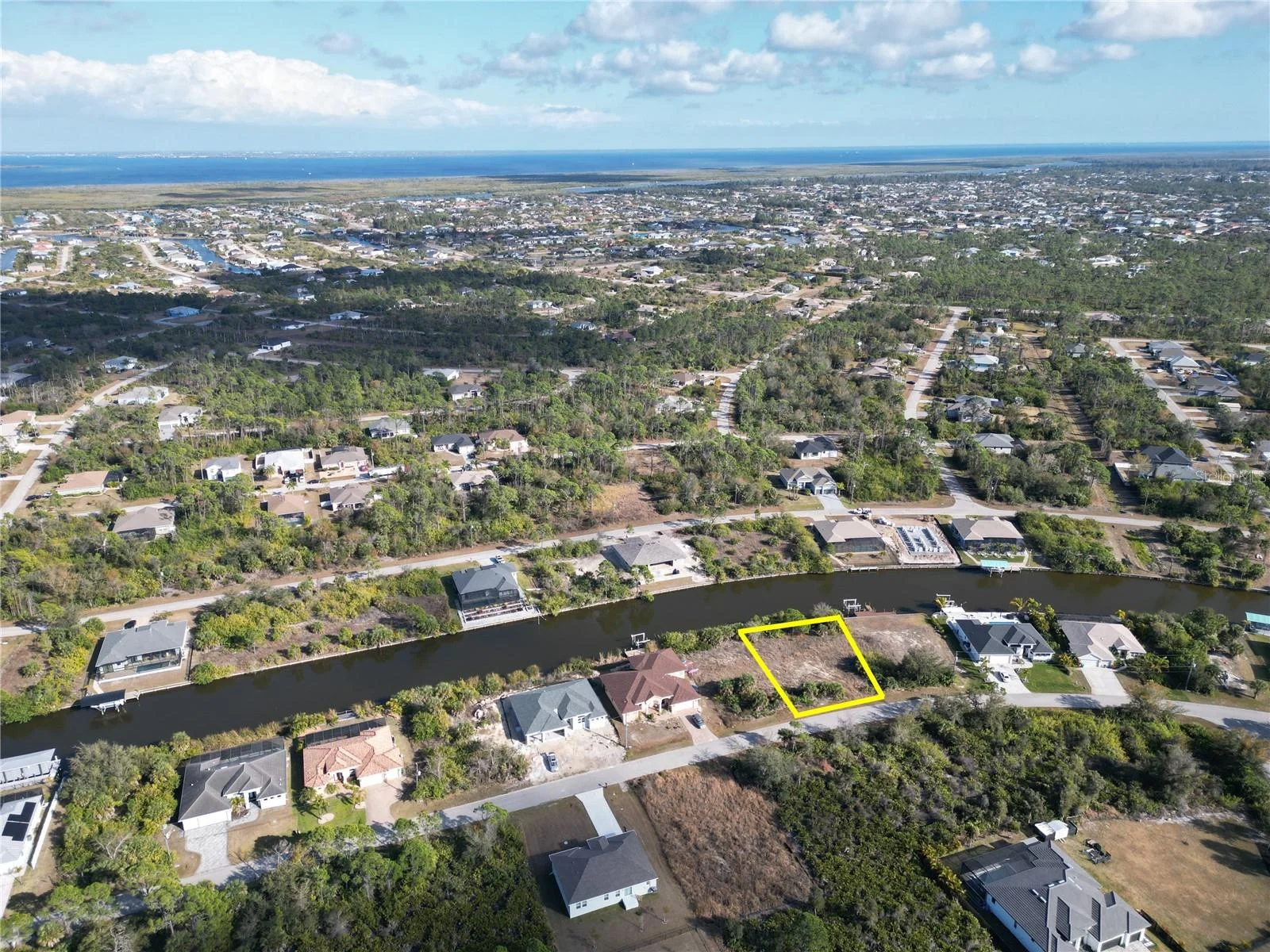 8258 SANTA CRUZ DR, PORT CHARLOTTE, FL — photo 11