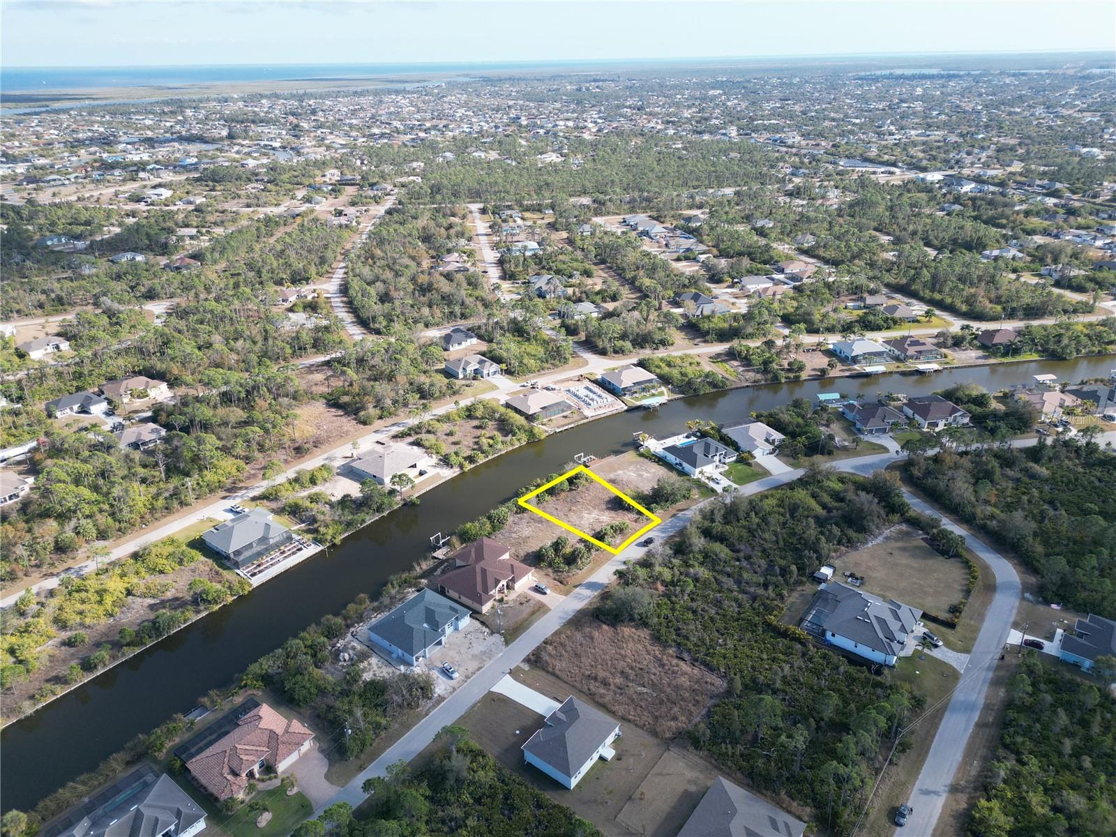 8258 SANTA CRUZ DR, PORT CHARLOTTE, FL — photo 13
