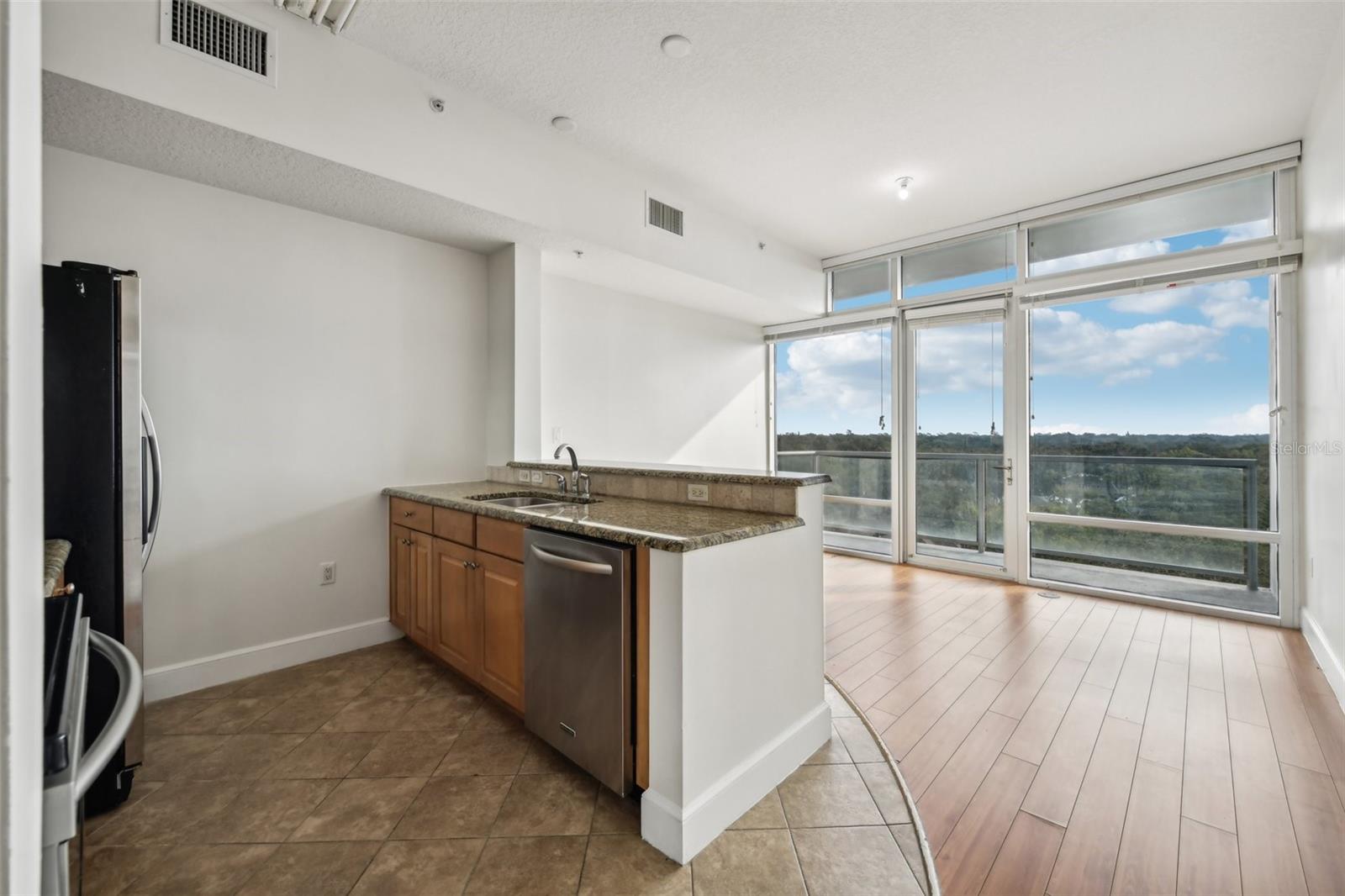 101 S EOLA DR #707, ORLANDO, FL — photo 17