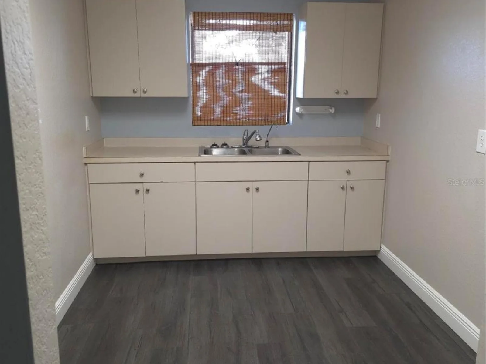 4120 TAMIAMI TRL #B, PORT CHARLOTTE, FL — photo 8