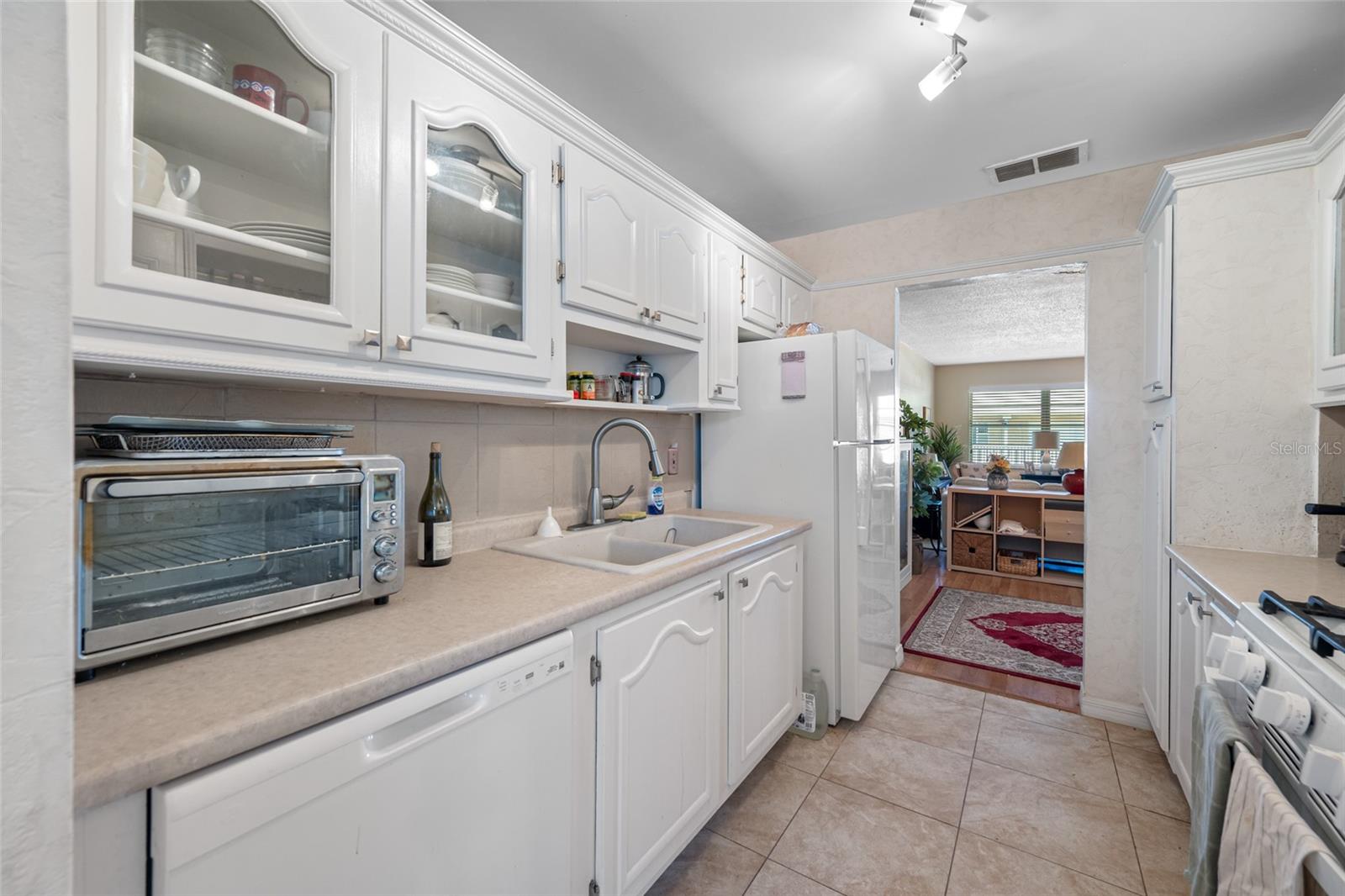 5217 81ST ST N #16, ST PETERSBURG, FL — photo 13