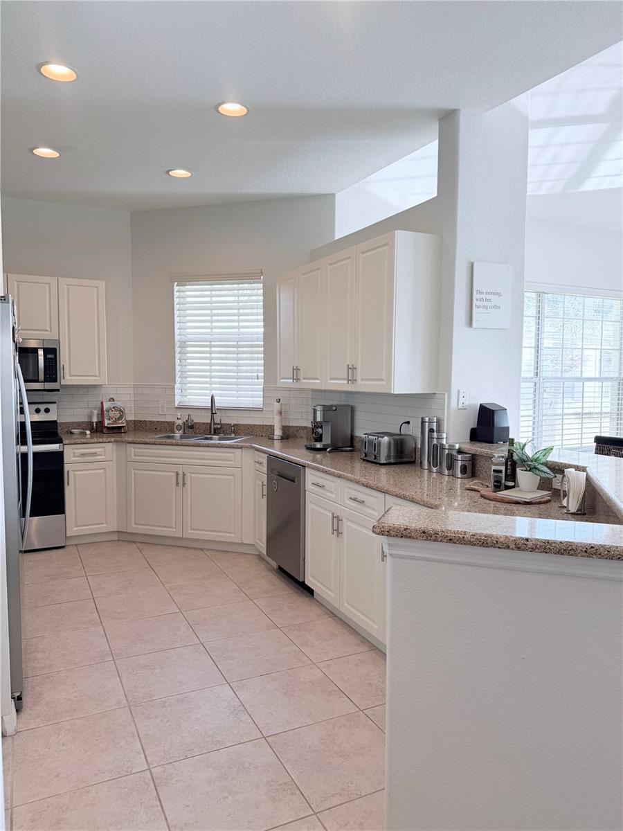 1708 TRIANO CIR #1708, VENICE, FL — photo 13