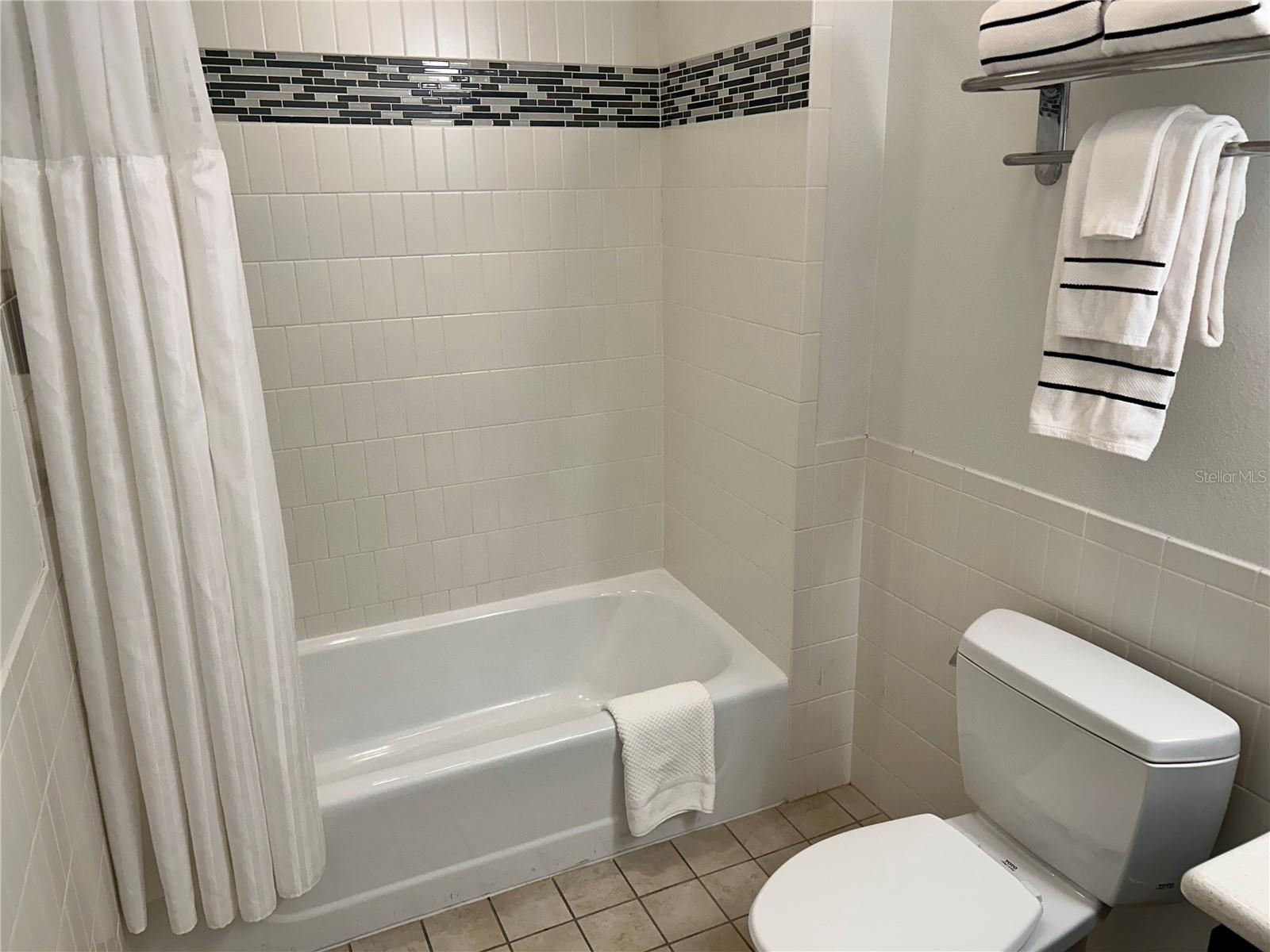 225 CELEBRATION PL #446, KISSIMMEE, FL — photo 27