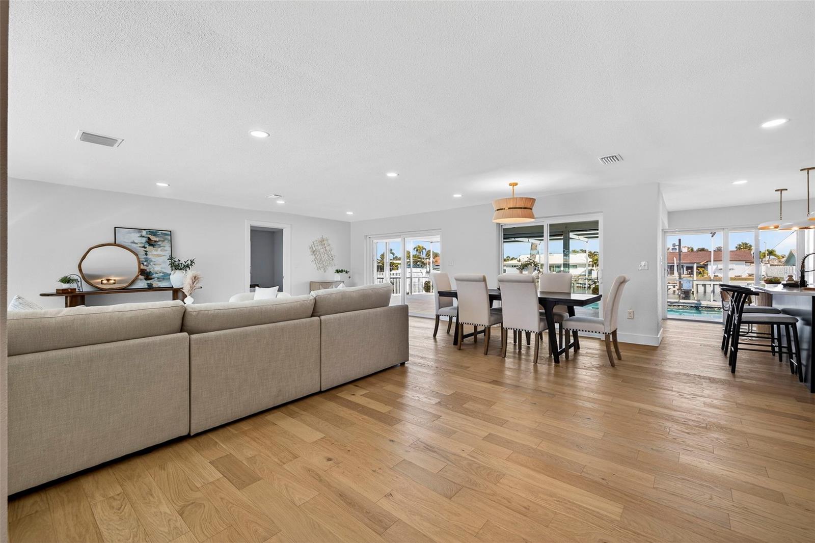 4426 43RD ST S, ST PETERSBURG, FL — photo 8