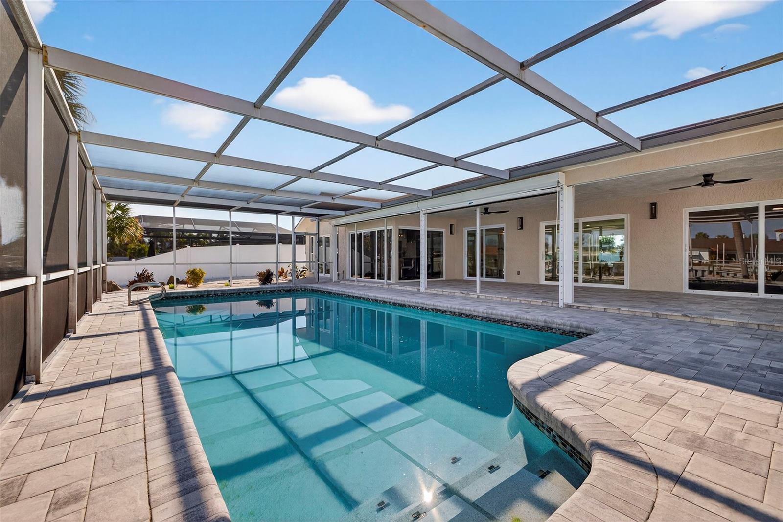 4426 43RD ST S, ST PETERSBURG, FL — photo 39