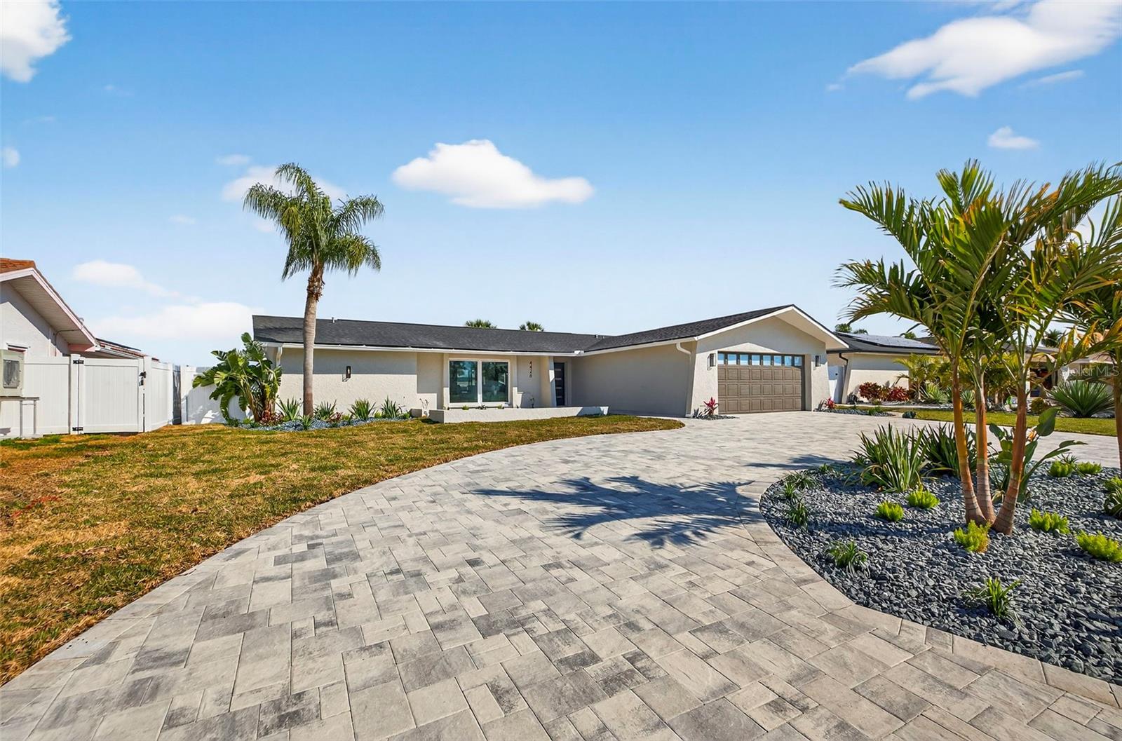 4426 43RD ST S, ST PETERSBURG, FL — photo 48
