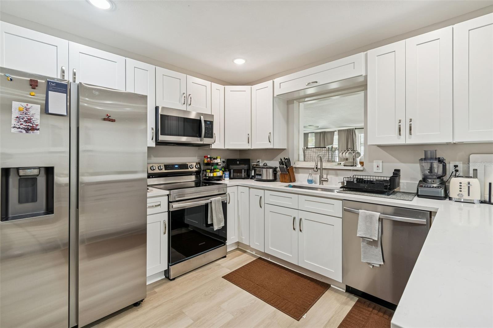2302 S ARRAWANA AVE, TAMPA, FL — photo 41