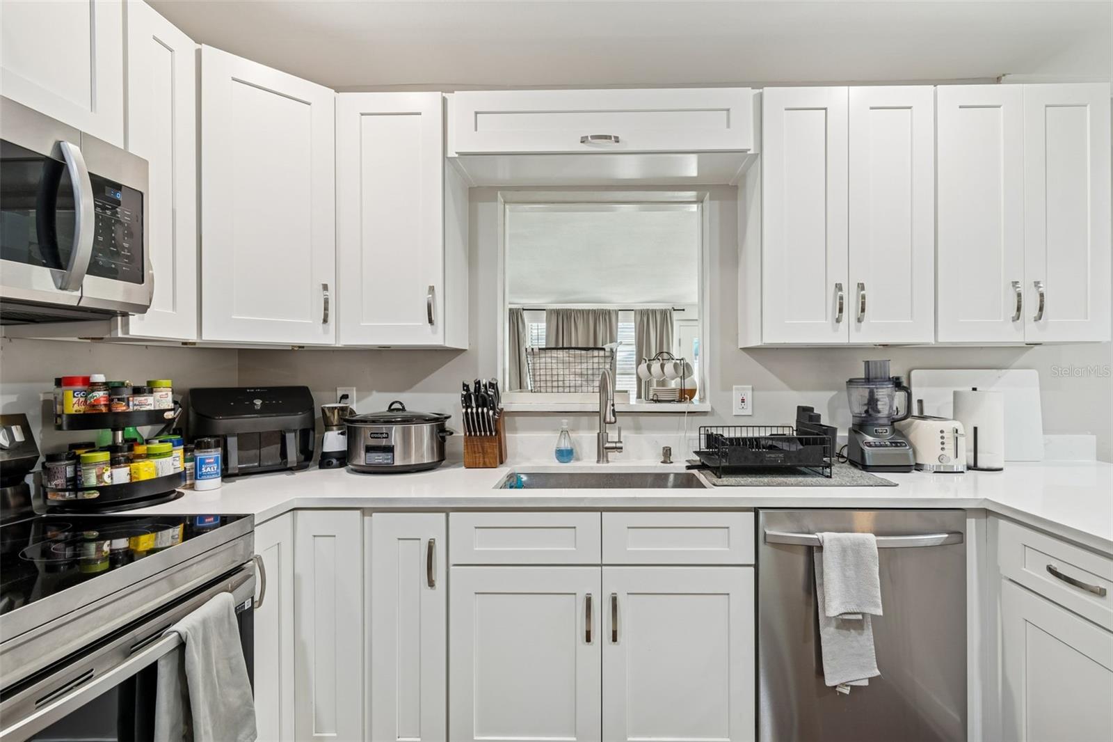 2302 S ARRAWANA AVE, TAMPA, FL — photo 44