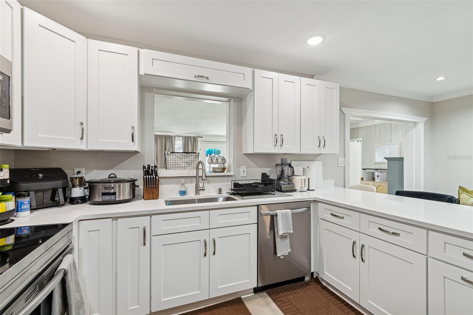 2302 S ARRAWANA AVE, TAMPA, FL — photo 45
